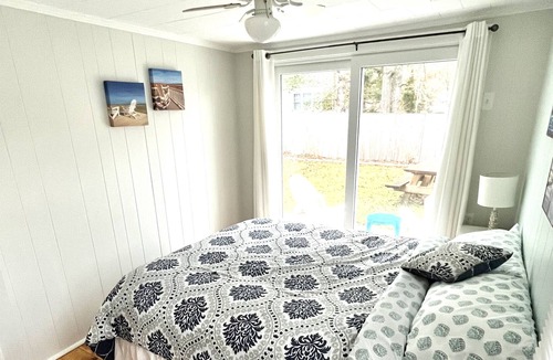 Popponesset Cottage | Escape to a seaside cottage in Popponesset. Beach less than 5 minutes away