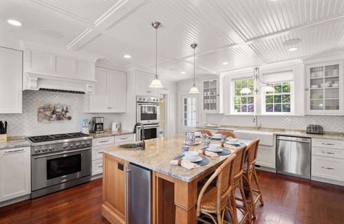 Harwich Port House | Estate w/Private pool, tennis court, playground!