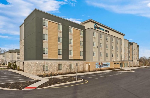 Somerset Hotel | Everhome Suites Somerset - South Brunswick by Choice Hotels