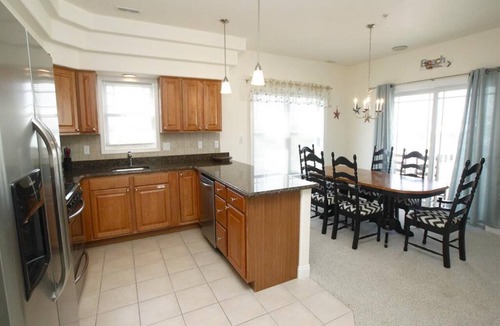 Wildwood Crest Condo | EVERYTHING YOU WANT! POOLS! GRILLS! HOT TUB! ELEVATOR! PARKING! OCEAN VIEWS!