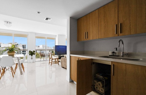 Bay Harbor Islands House | Exclusive 2BR, 2.5BA Apartment | Bay Harbor Islands Family-Friendly Stay
