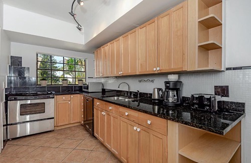 North Bay Village House | -EXCLUSIVE BLUE HOUSE by Stay Sol
