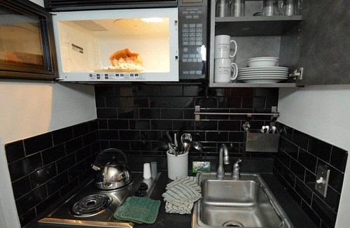 Edray Condo | Expedition Station #120: Snowshoe's Premier Slopeside Junior Studio Accommodations