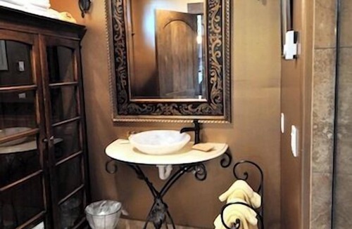 Bigfork Condo | Experience living under the Tuscan sun — right here in Bigfork