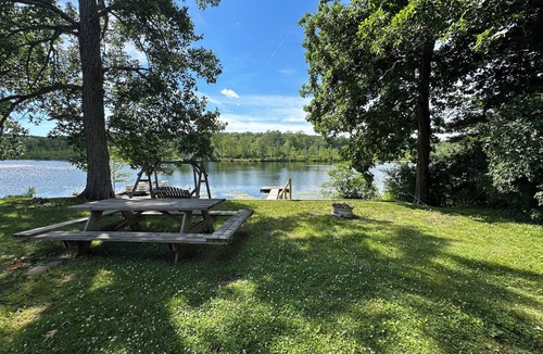 Rotterdam Junction Cabin | Experience summer on beautiful Ballston Lake at this stunning waterfront retreat