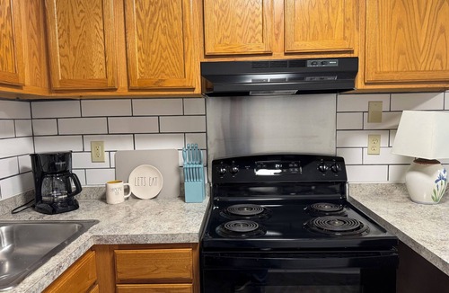 Dover Condo | Extended stay - 2-bedroom 1.5 bath condo in Dover