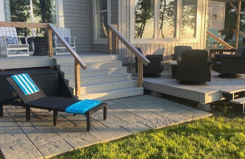 Crocheron House | Fabulous Beach House on Elliott Island -beautiful sandy beach, tranquil 6 acres