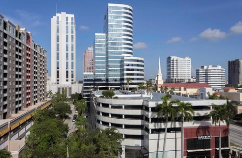 Downtown Fort Lauderdale Hotel | Fairfield Inn & Suites By Marriott Fort Lauderdale Downtown/Las Olas