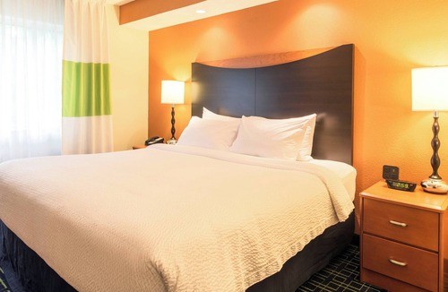 Canton Hotel | Fairfield Inn & Suites by Marriott Canton