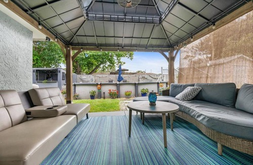 Margate House | Family 3BR with Pool l Game Room l Walk to Water Park
