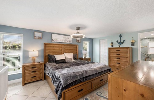 Margate House | Family 3BR with Pool l Game Room l Walk to Water Park