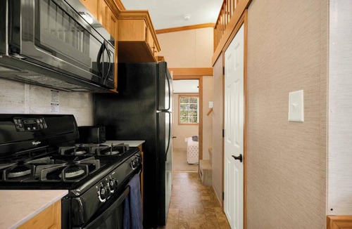 Sandwich Cabin | Family Cabin with Beach & Lake Access!