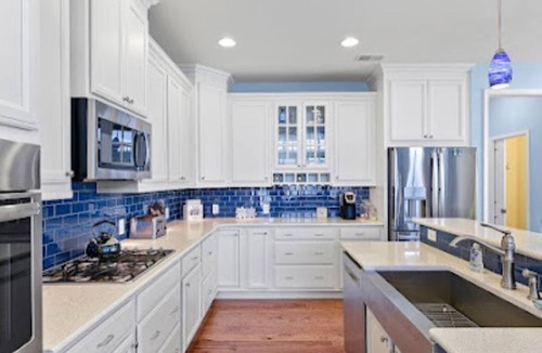 Bayside House | Family Friendly Bayside Villa- Sleeps 17- Pond View- 6 Bedroom