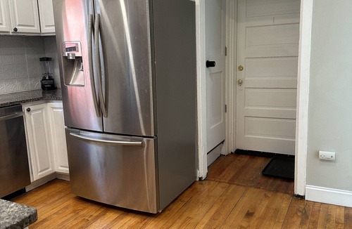 North Buffalo Apartment | Family Friendly Chic 3 Bedroom Centrally Located in Buffalo NY
