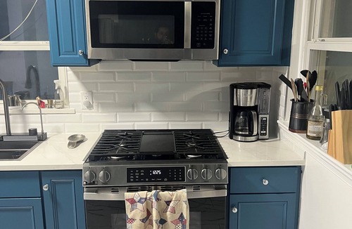 Groveton House | Family friendly Home, 3BR, Old Town, Nat. Harbor & DC. Nice neighborhood