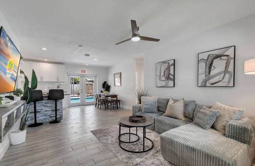 Driftwood House | Family-Friendly Oasis with Heated Pool BBQ FirePit