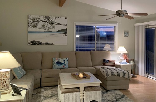 South End Condo | Family-Friendly South End Property: Ocean side of Asbury (Beach tags included)