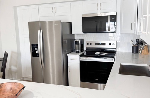 North Wildwood Condo | Family Friendly 3bdrm condo 2 Blocks from Boardwalk and Beach in North Wildwood