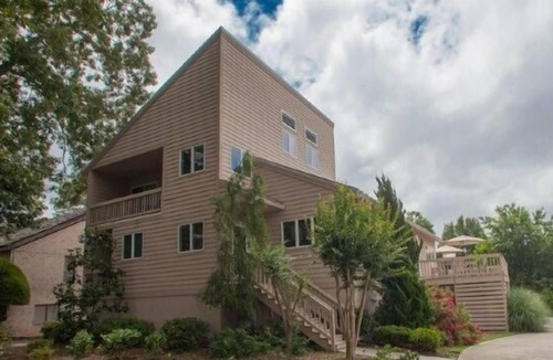 Croatan Beach House | Family-Friendly Sail Away Home with Billiard and Built-in Spa on the Deck by RedAwning