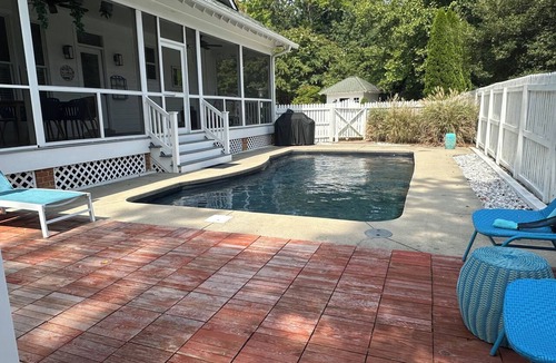 Wicomico Church Cottage | Family-Friendly Waterfront Home Pool Dock Kayaks Row Boat Games Chesapeake Bay