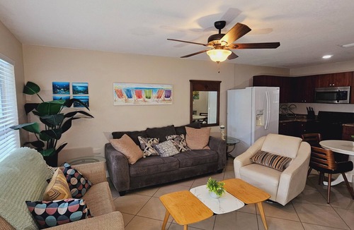Central Oakland Park Villa | Family & Friends Beach Getaway, Pool, Patio & Minutes to the Beach