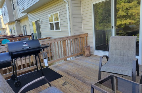 Corbin House | Family & Friends Getaway near Central Park