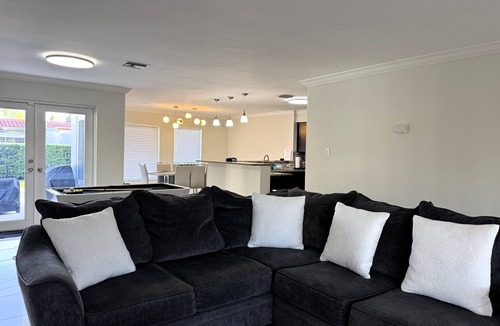 Pompano Beach House | Family Fun~Playground~Heated Pool~Close to beach