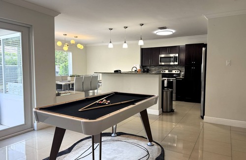 Pompano Beach House | Family Fun~Playground~Heated Pool~Close to beach