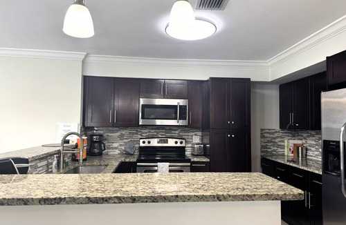 Pompano Beach House | Family Fun~Playground~Heated Pool~Close to beach