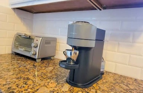Hollywood Lakes House | Family Fun Villa | Heated Pool | Arcade & Ping Pong | BBQ | Near Hollywood Beach