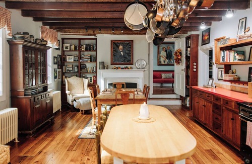 Centreville House | Family Retreat at Lansdowne Manor