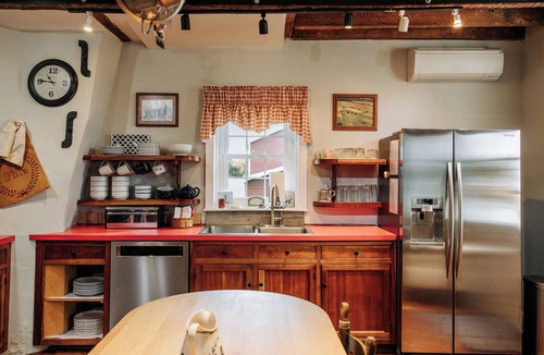 Centreville House | Family Retreat at Lansdowne Manor