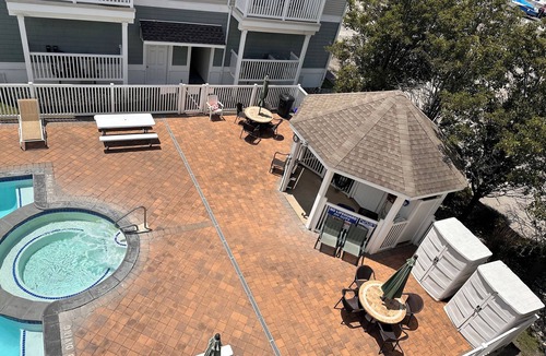 Wildwood Condo | Family Sized Top Floor Condo with Marina-View!