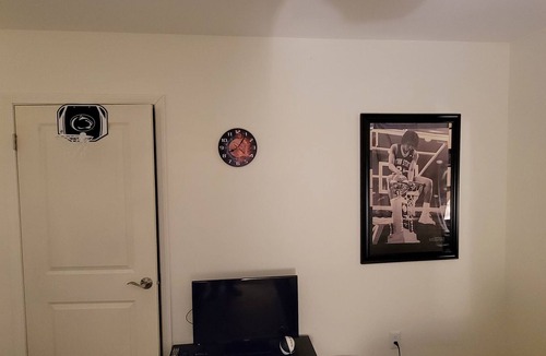 State College Apartment | Fantastic 3 Bedroom 2 Bathroom Nittany Lion's Den! Where Fandom Never Ends!