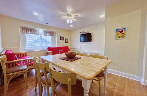 Wildwood Condo | Fantastic Economical Wildwood Retreat Accepting 2 Night Stays!