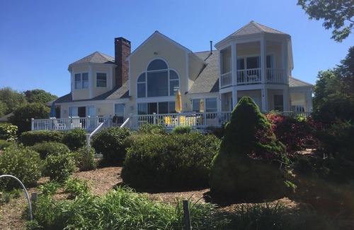 East Falmouth House | Fantastic five bedroom 3 1/2 bath house on the water in Falmouth