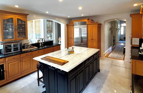 Historic District House | Fantastic house with lots of parking in downtown Annapolis, steps to the USNA!