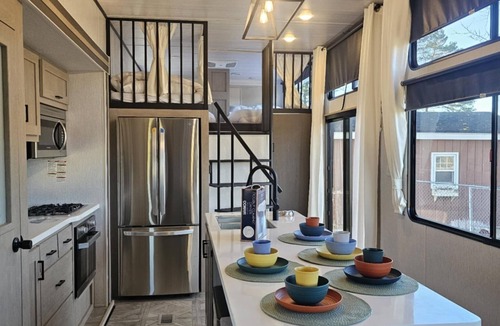 Schoharie Cottage | Fenced dog yard, creek fishing access, privacy and stunning sunset views!