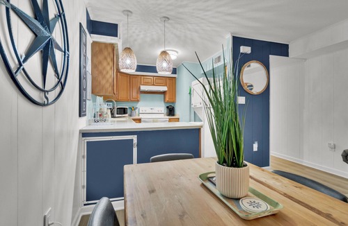 Caine Woods Condo | Fenwick Woods OC