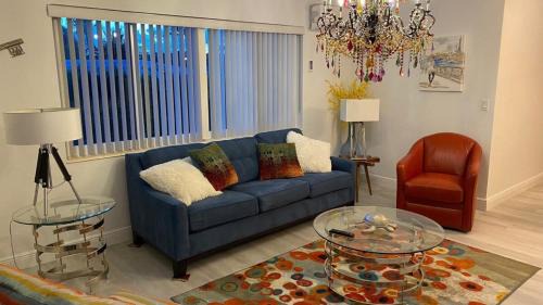 Lauderdale-by-the-Sea Apartment | Few steps from the beach -Awesome 1br1ba