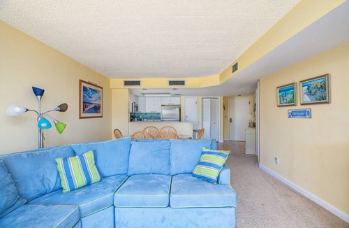 Wildwood Crest Condo | Few steps to beach - Ocean views - Free WIFI - 1B/1B