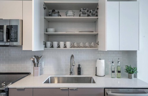 Hallandale Beach Apartment | MAJOR INTERNATIONAL SPORTING EVENT 2026 Stay! Spacious 2BR/2BA Near Miami, FLL, Casino & Parking