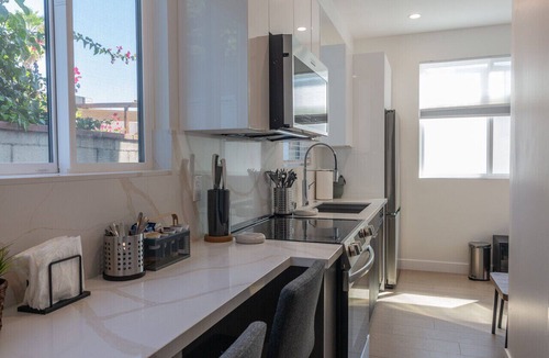 NoHo Arts District Apartment | Major international sporting event - Scandinavian-Style 1BR Apartment BUILT 2024 (p81)