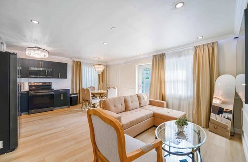 Middle River Terrace House | Major international sporting event Pool Retreat | Near Beach & Sleeps 8