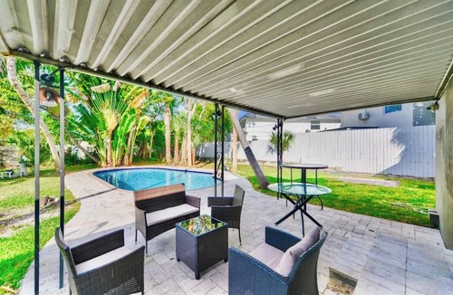 Middle River Terrace House | Major international sporting event Pool Retreat | Near Beach & Sleeps 8