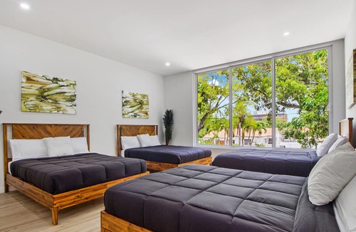Coral Way Villa | Fiji MAIN · NEW Fiji | 6BR 5BA Brickell Rhodes—Pool & Hot Tub