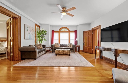 Worcester Apartment | First Floor Large Condo 2bed/2bath w/parking