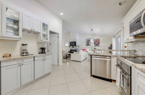 Palm Aire Village West House | Fishing Dock & Canal Views: Fort Lauderdale Home!