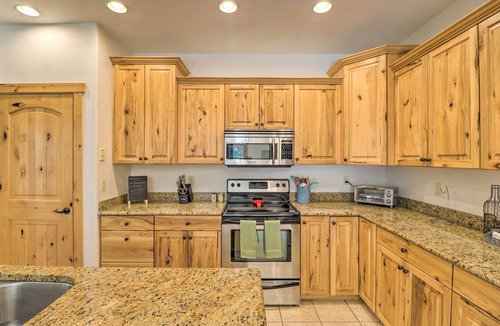 Somers Condo | Flathead Lake Getaway w/Balcony, Fireplace!