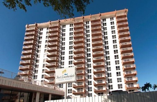 East Fort Lauderdale Apartment | FLBR Studio Unit 1501A - 2 blocks off beach with Direct Ocean Views.